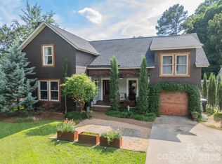521 Forest Ln, Rock Hill, SC 29730