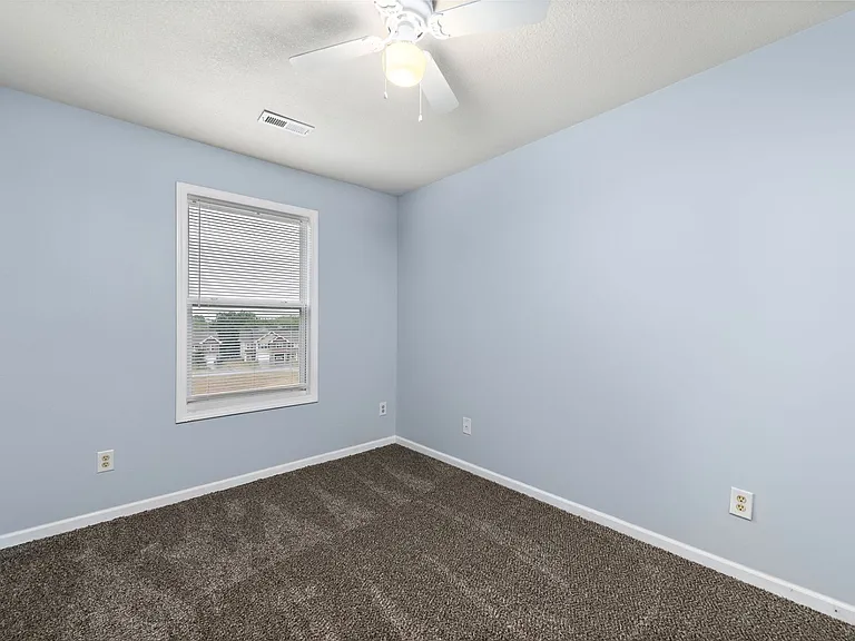 132-210 Mott Dr #1620-1628 — Photo 30