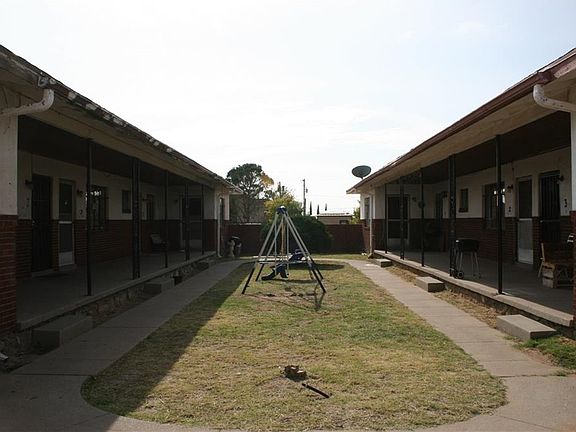 4th image of 4015 Morehead Ave #0