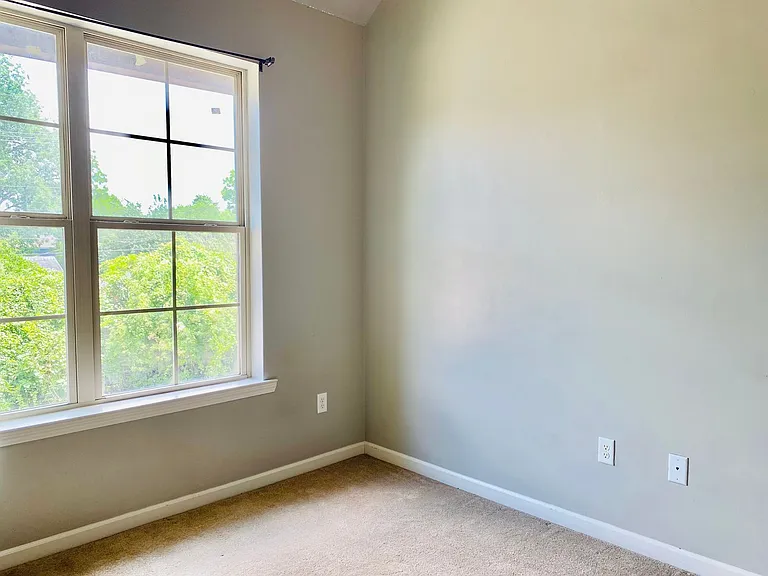 428 General Mouton Ave — Photo 11