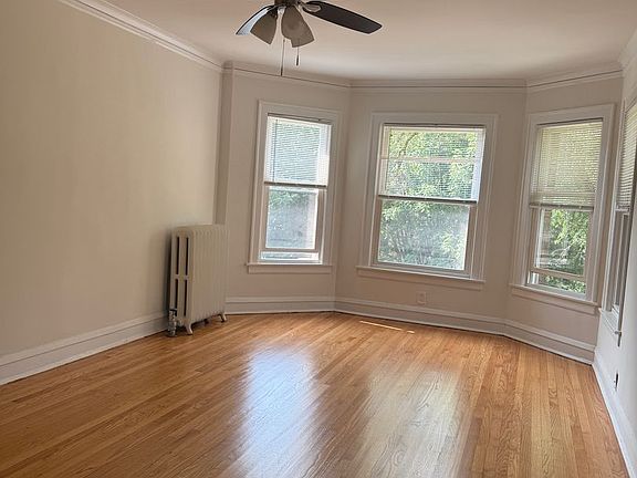 3rd image of 2022-24 W Fargo Ave #7431-37