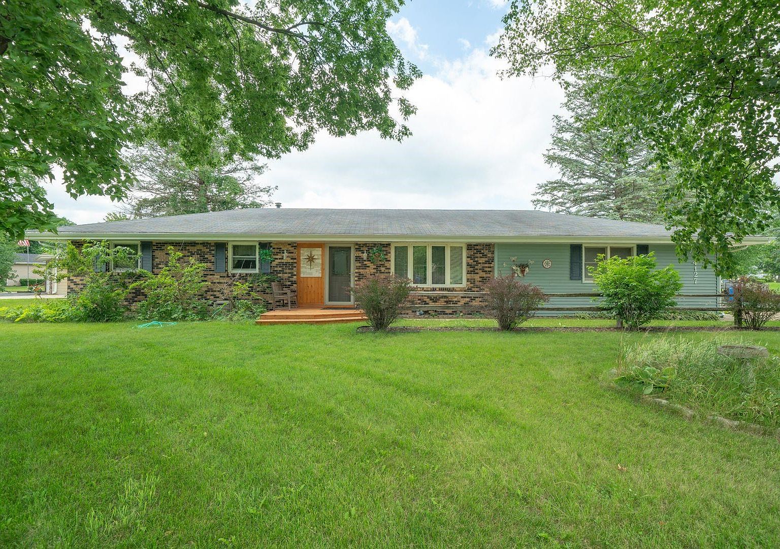 4127 Valerie Rd, Roscoe, IL 61073 Zillow