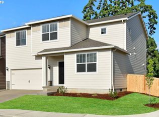 858 N Valley Dr, Molalla, OR 97038