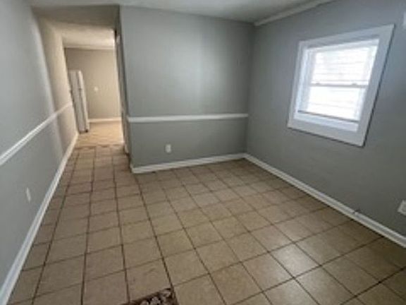 3rd image of 728 N Broadway #D