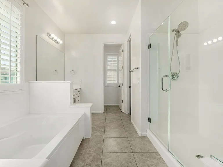 1527 W Windhaven Ave — Photo 17