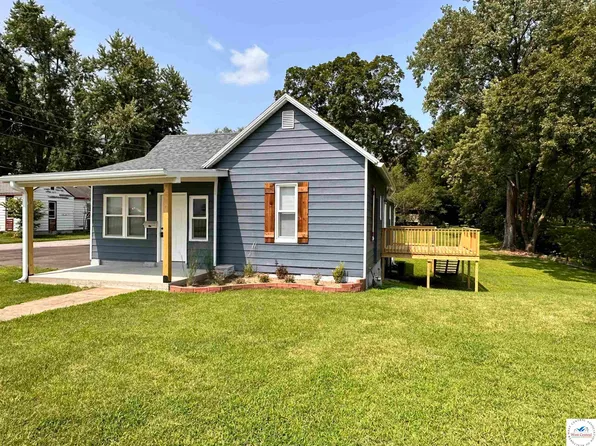 403 N Main St, Clinton, MO 64735