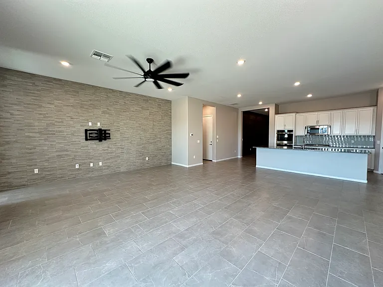 12474 N Appling Ave — Photo 18