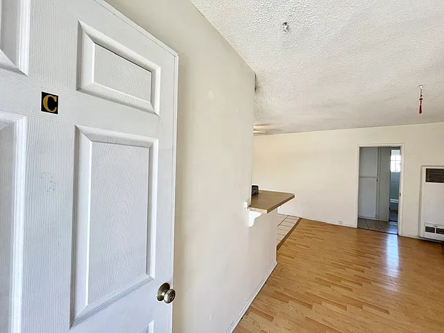 1 bed, 650 sqft, $1,799 — Photo 3