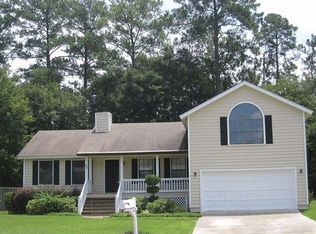 27 Rustic Ln, Savannah, GA 31406