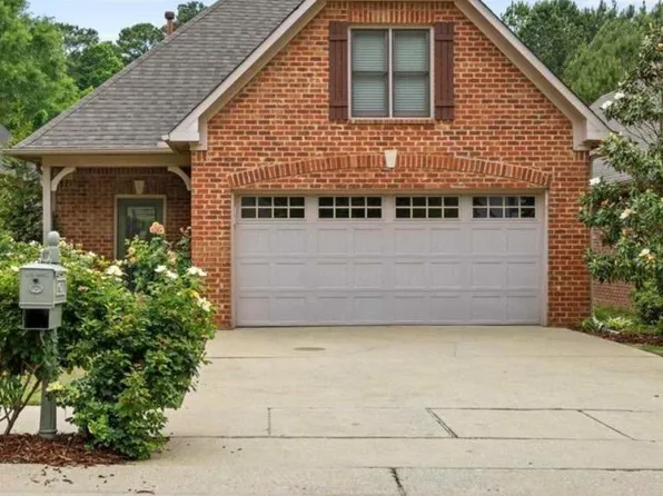 5677 Park Side Rd, Hoover, AL 35244