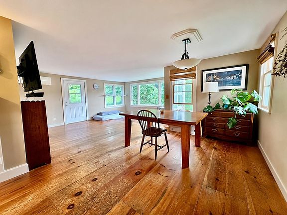 2nd image of 137 Stratton Arlington Road