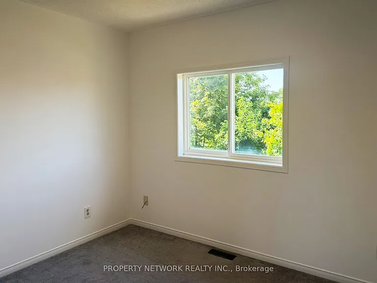 41 Sydenham Wells Ct — Photo 10