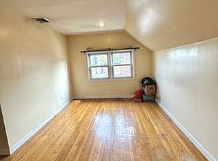 25-14 169th St #2, Flushing, NY 11358
