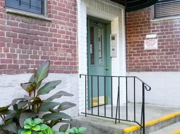 4718 217th Street #2B, Bayside, NY 11361