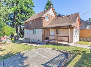 3724 Rucker Ave, Everett, WA 98201