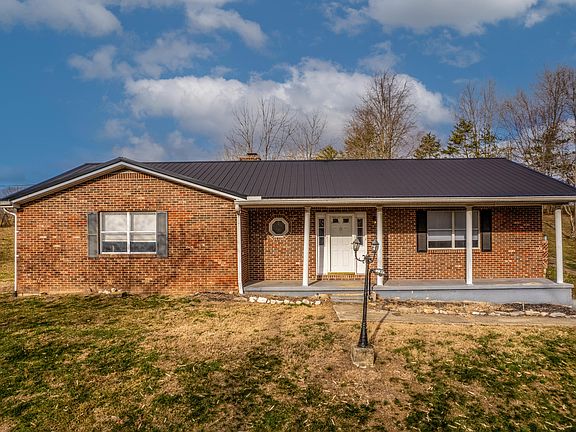 5th image of 523 Cherry Grove Rd