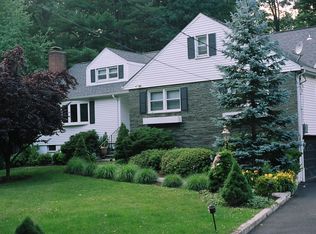 43 Old Glen Rd, Morristown, NJ 07960