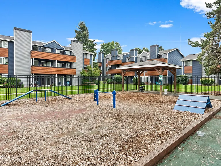 Northpoint Apartments — Photo 44