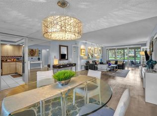 400 Oaks Ln #115, Pompano Beach, FL 33069