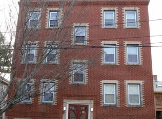 10 Dow St APT 8, Salem, MA 01970