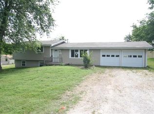 2222 S Farm Road 123, Springfield, MO 65807