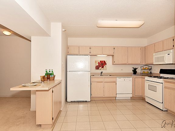 4th image of 891 Central Ave APT 236