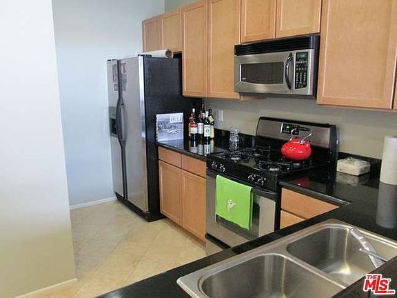2nd image of 6400 Crescent Park E