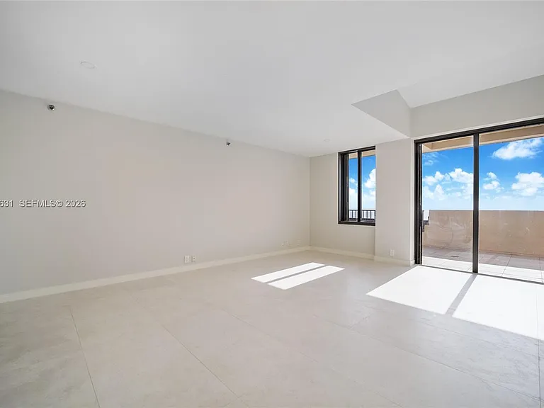 251 Crandon Blvd #1037 — Photo 9