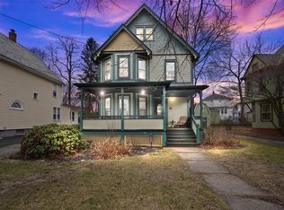 951 Orchard St, Peekskill, NY 10566