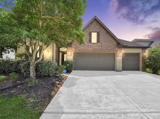 12912 Southern Manor Dr, Pearland, TX 77584