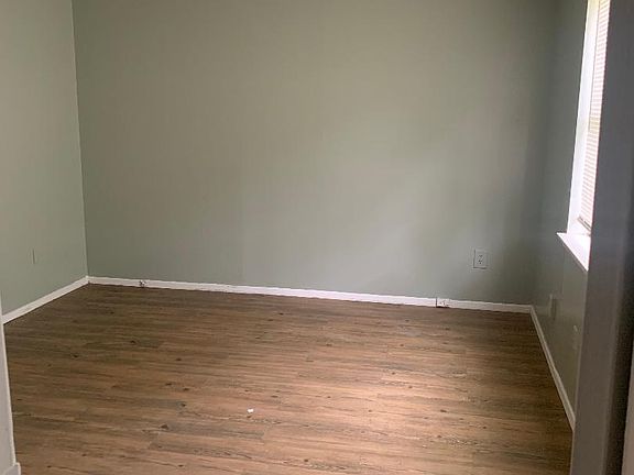2nd image of 5502 Farley Dr #A