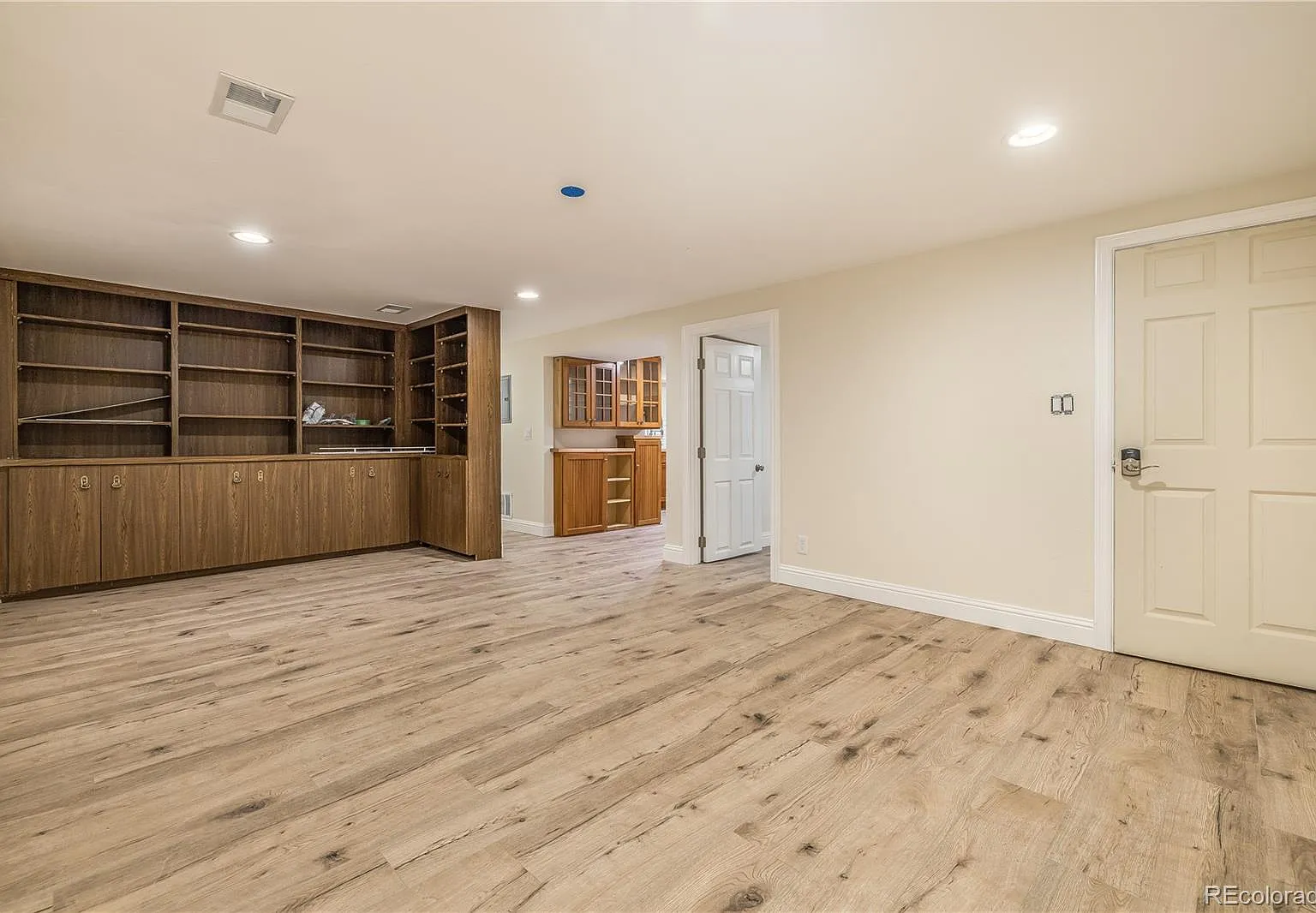 6 bed, 4.0 bath, 1778 sqft, $3,595 — Photo 2
