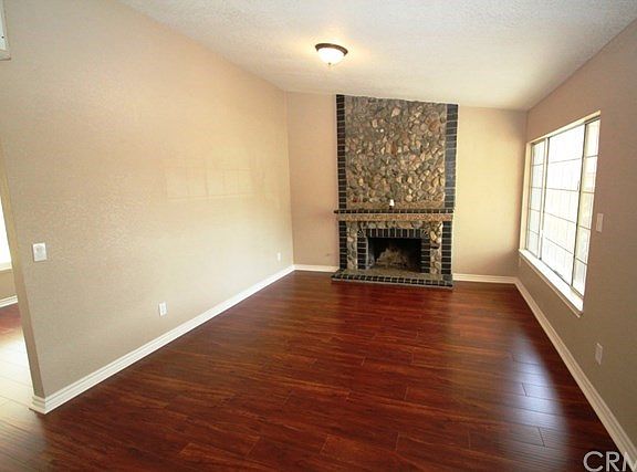 4th image of 1662 La Paz Ave