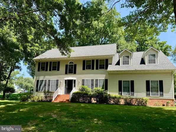 5101 Dawn Marie Ct, Columbia, MD 21044
