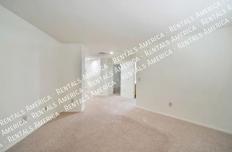 15400 S Camino Agua Azul — Photo 14