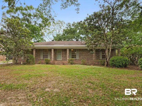 2405 Pavan Dr, Mobile, AL 36693