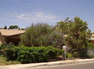 335 51st St NW, Albuquerque, NM 87105