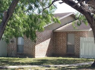2102 N 7th St APT 3, Harlingen, TX 78550