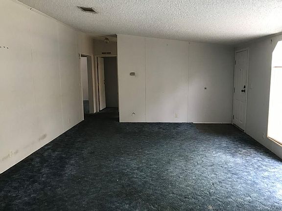 5th image of 3482 N Page Ave