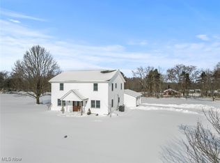 28196 Hartley Rd, Beloit, OH 44609