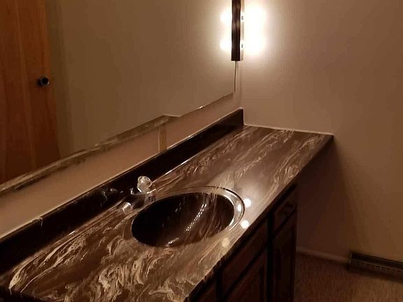 3rd image of 2510 W Genesee Ave APT 1