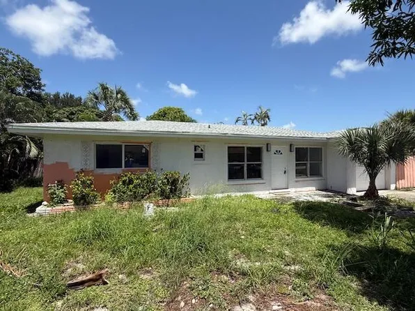 566 Fern Lane, Delray Beach, FL 33445