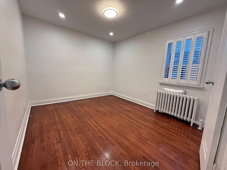 216 Donlands Ave — Photo 12