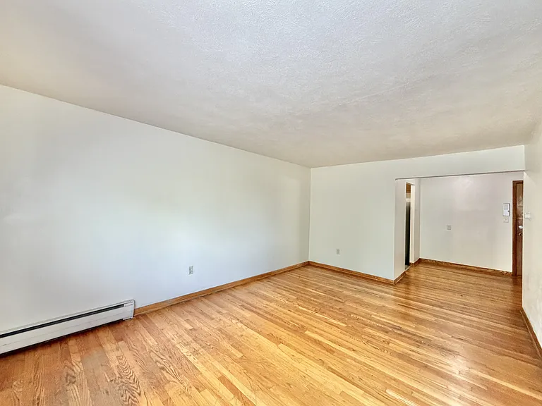 430 Harrison Ave — Photo 9