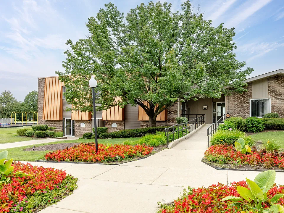 The Arbors of Glen Ellyn