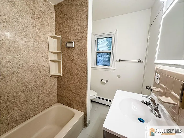 742 Grove Ave — Photo 26