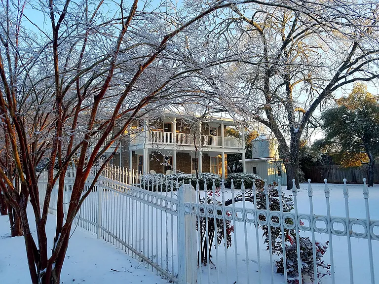 We don't often get snow, but it's toasty warm inside when we do!