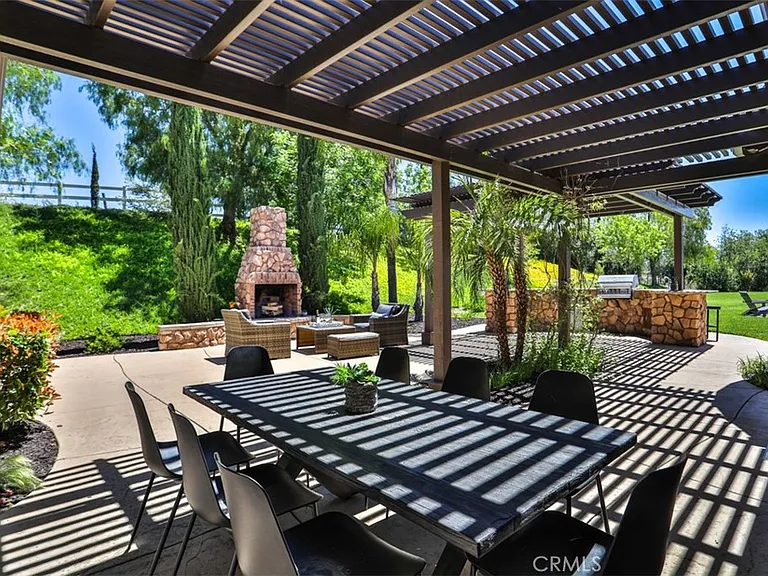39520 Colleen Way — Photo 36