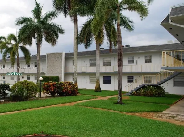 6201 SW 37th St APT 205, Davie, FL 33314