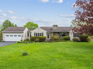 18 Lakeview Dr, Lansing, NY 14882